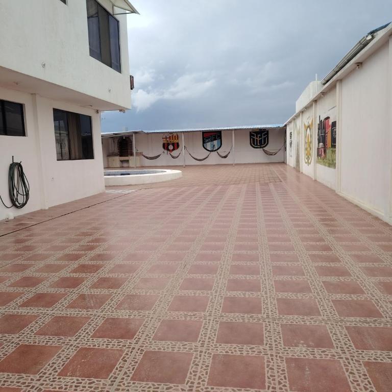 Casa en General Villamil Playas - Five-Bedroom House - 5