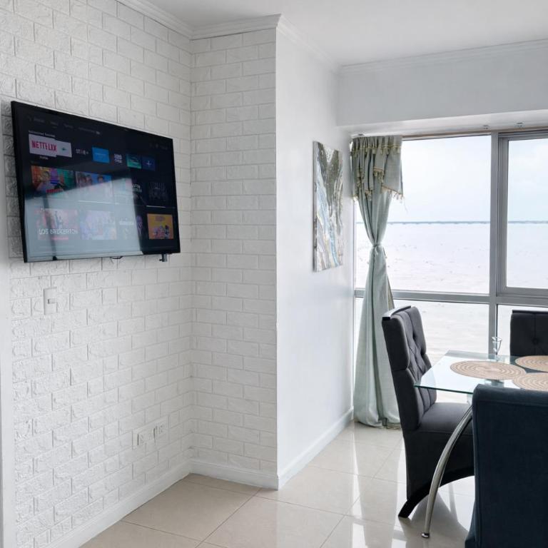 Lujoso depa con piscina, gym, jacuzzi frente a las peñas Guayaquil, Ecuador - Suite with River View - 3