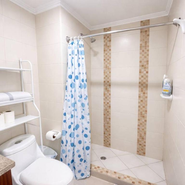 Lujoso depa con piscina, gym, jacuzzi frente a las peñas Guayaquil, Ecuador - Suite with River View - 7