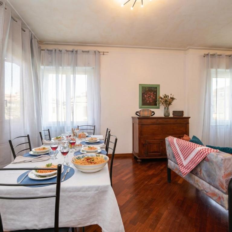 Desenzanoloft Villa Palm Garda Beach official partner Homes and Villas by Marriott Bonvoy - Villa - 13