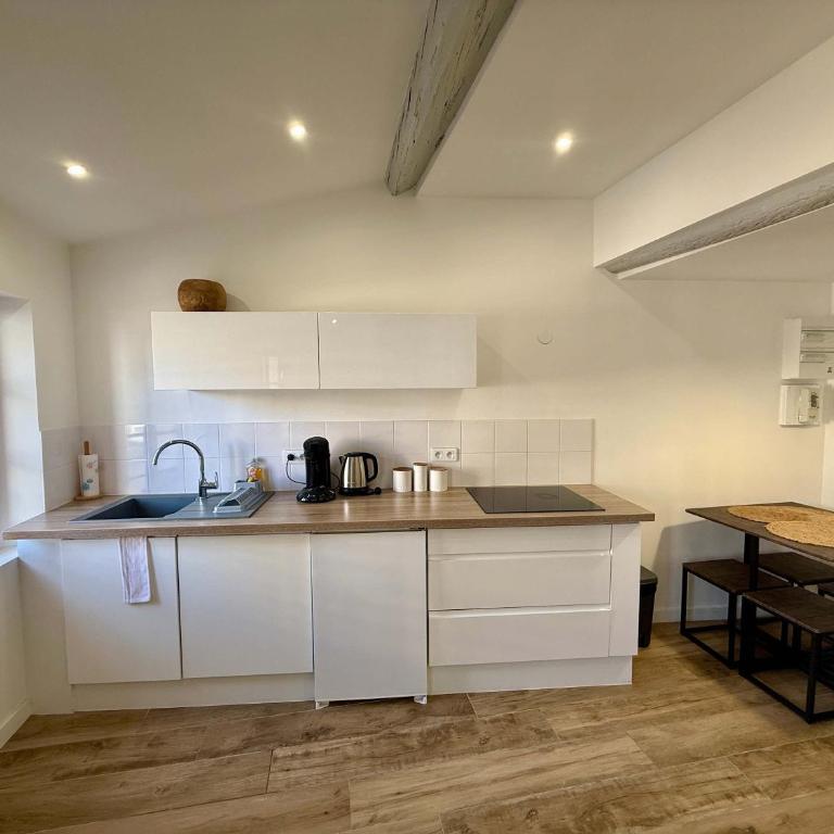 B060 Bel appartement au Suquet proche plage et palais - Appartement - 3