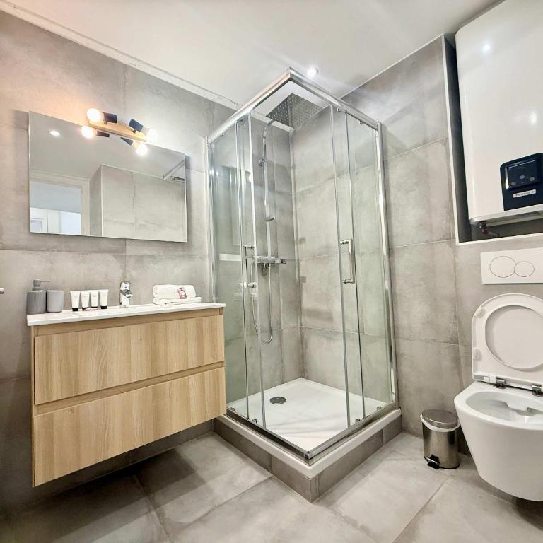 B060 Bel appartement au Suquet proche plage et palais - Appartement - 8