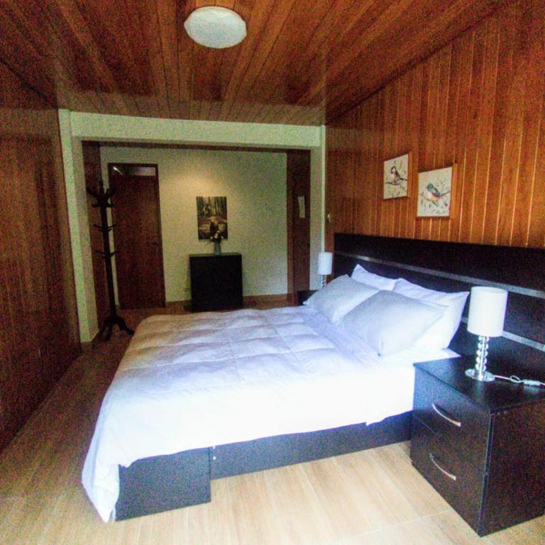 Villa Amaranto Oxapampa - Habitación Doble con balcón - 3