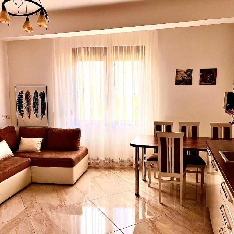 Modern Seaview Apartment with a Pool - One-Bedroom Apartment - 19