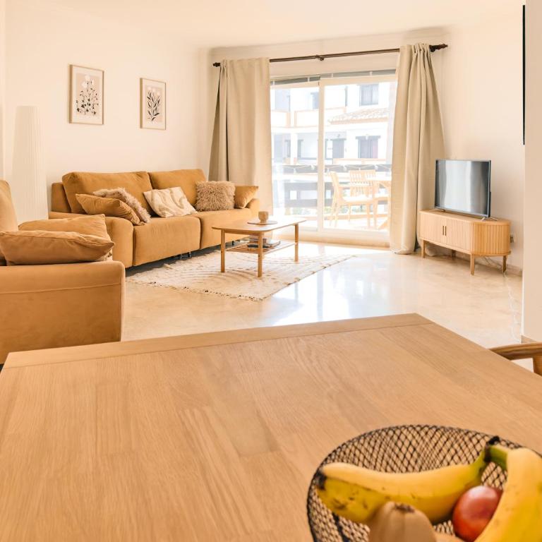 Costa del Sol Apt, Pool & Terrace & Beach Walk - Apartamento de 2 dormitorios - 19