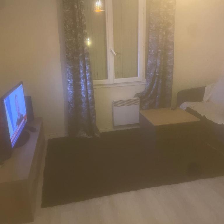 Toulon maurillon à 5 min de la plage - Two-Bedroom Apartment - 1