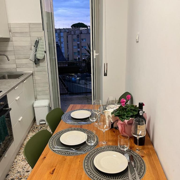 Sunny Apartment with Stunning San Pietro View - Appartamento con 2 Camere da Letto - 27