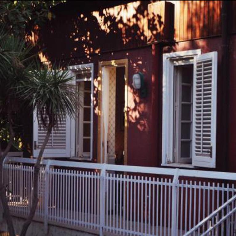 Small Paradise Palermo - Queen Room with Balcony - 5