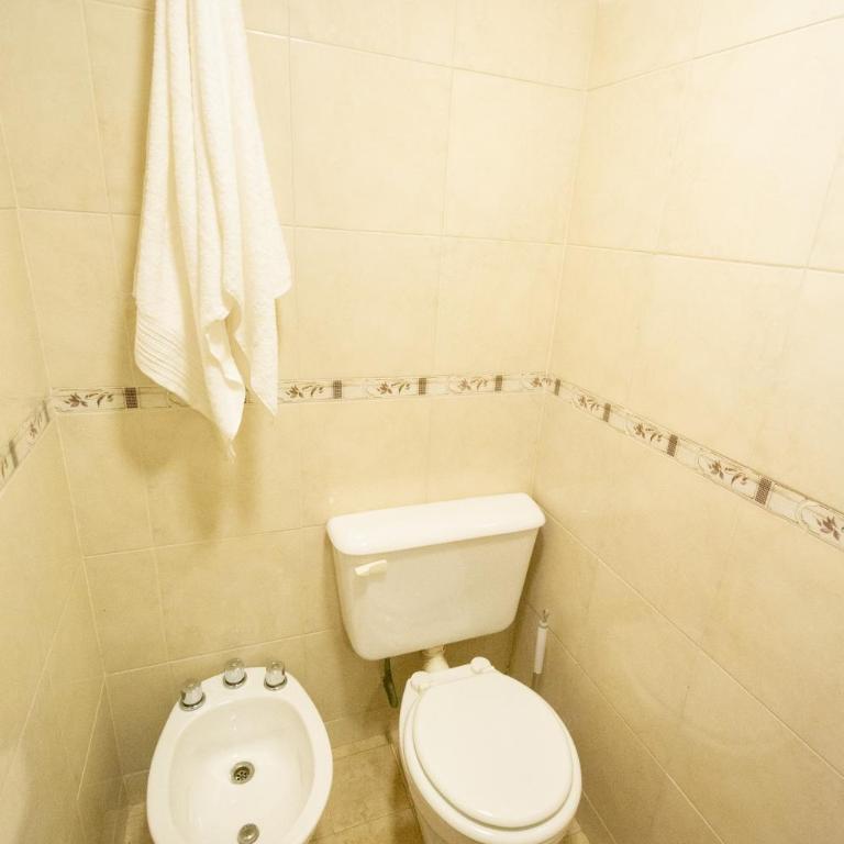 Departamento 2 dormitorios, 2 baños, asador, cochera opcional - Apartamento de 2 dormitorios - 7