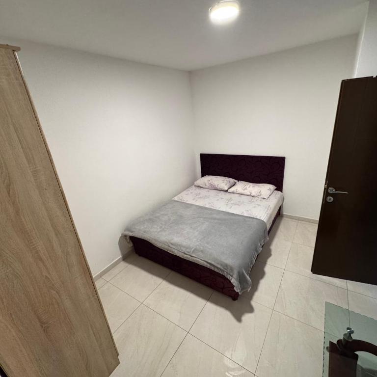 Apartment Perutović - Apartman - 10