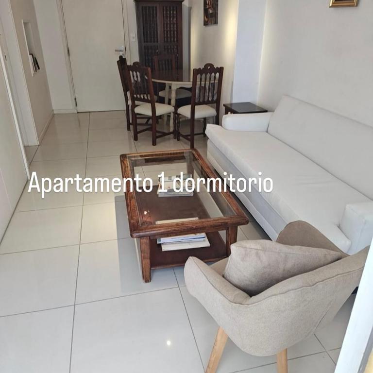 Edificio Kennedy - Apartamento con balcón - 5