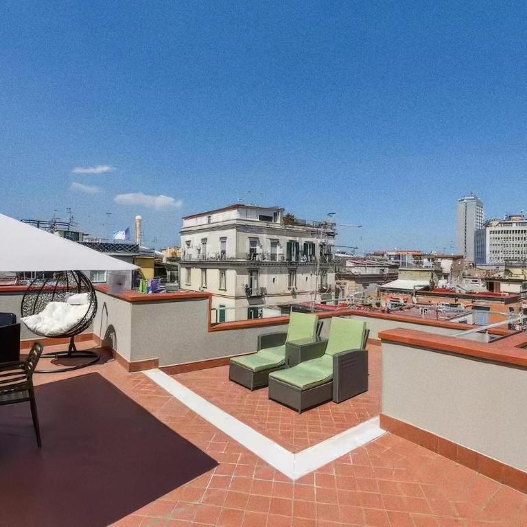 Roof Moon - La terrazza dei Quartieri Spagnoli - Appartamento con Vista Città - 3
