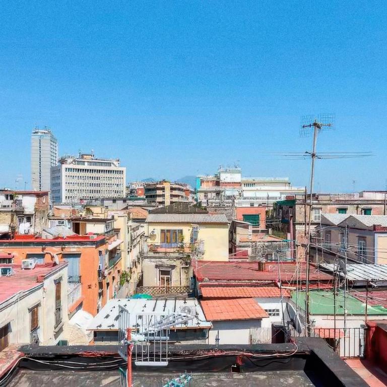 Roof Moon - La terrazza dei Quartieri Spagnoli - Appartamento con Vista Città - 36