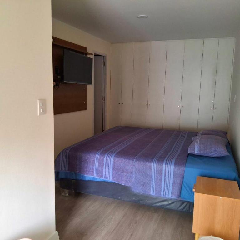 Departamento en Miraflores - Three-Bedroom Apartment - 6