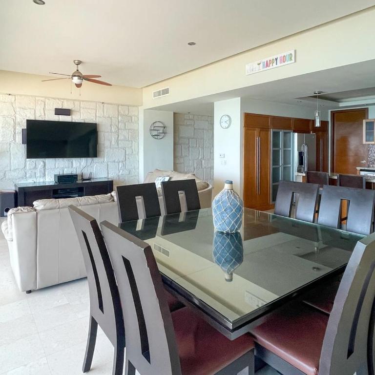 2BR Condo Infinity Pool & Serene Beach #601 - Apartment - 7