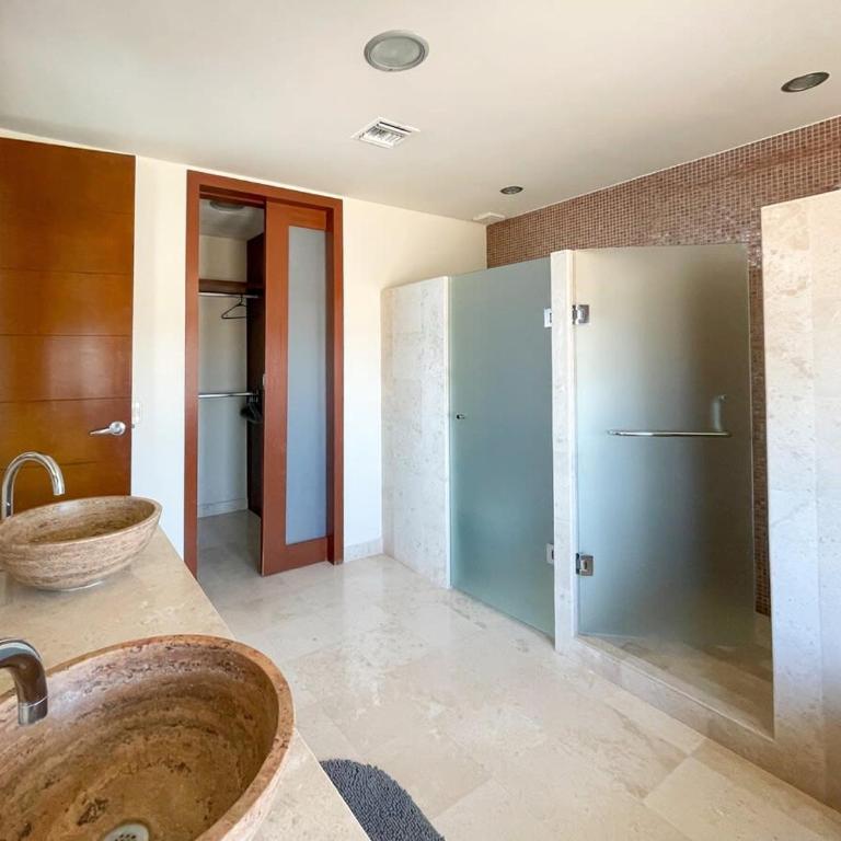 2BR Condo Infinity Pool & Serene Beach #601 - Apartment - 27