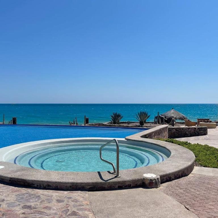 2BR Condo Infinity Pool & Serene Beach #601 - Apartment - 37