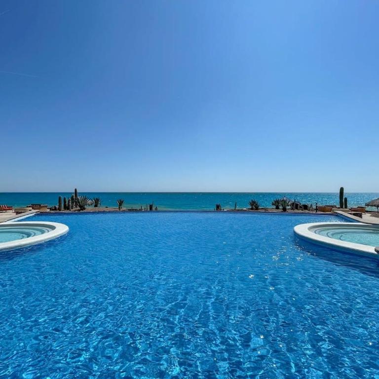 2BR Condo Infinity Pool & Serene Beach #601 - Apartment - 38