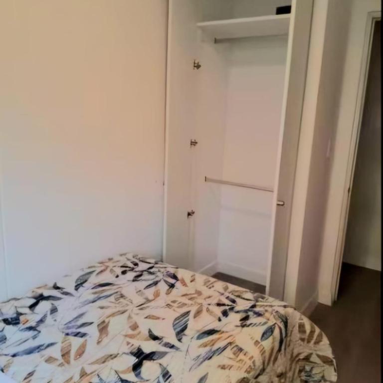 Departamento en Miraflores - Three-Bedroom Apartment - 15