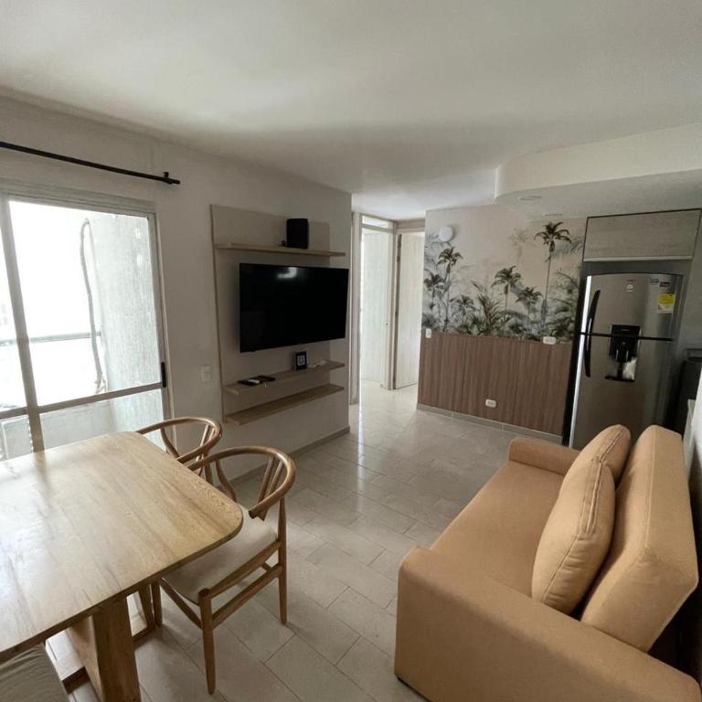 Nice Apartment with sea view - Three-Bedroom Apartment - 10