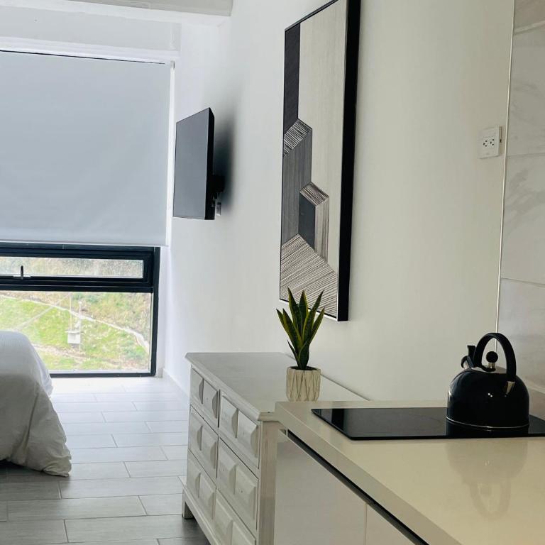 North Point Studios Living Gym Bogotá - One-Bedroom Apartment - 4