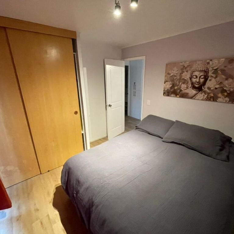 Espectacular Casa con Jacuzzi y Quincho - Three-Bedroom House - 14
