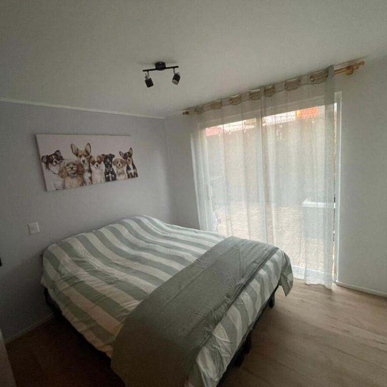 Espectacular Casa con Jacuzzi y Quincho - Three-Bedroom House - 17