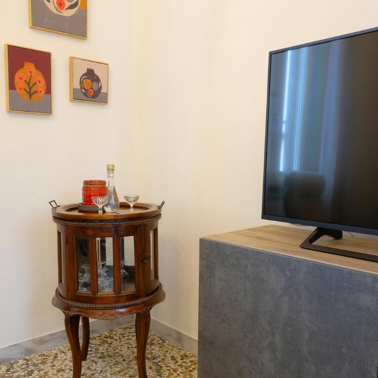 Holiday Vibes - Three-Bedroom Apartment - 22