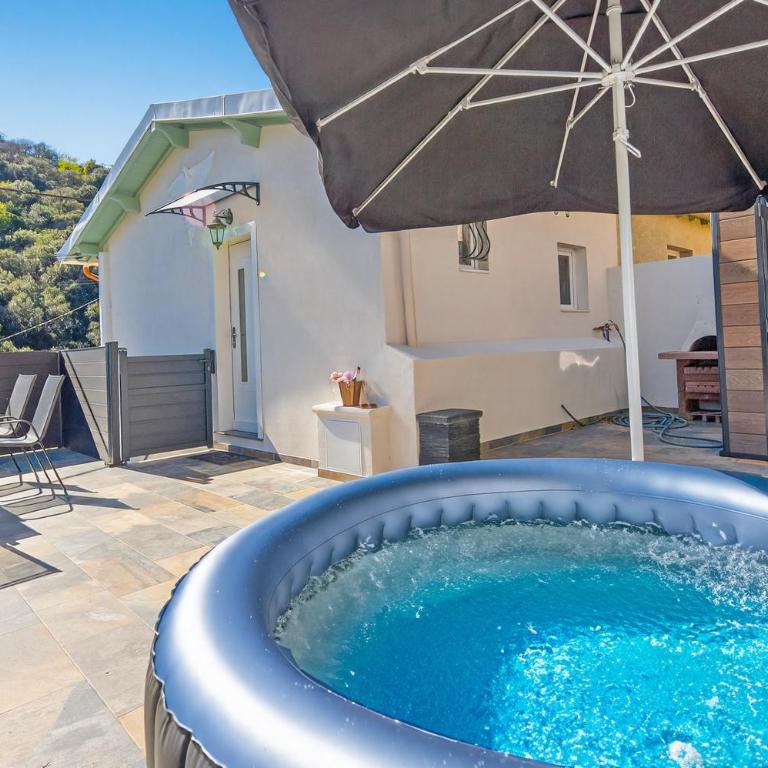 ACACIAS - Agréable maison mitoyenne - Jacuzzi - Parking privé - Maison 1 Chambre - 25
