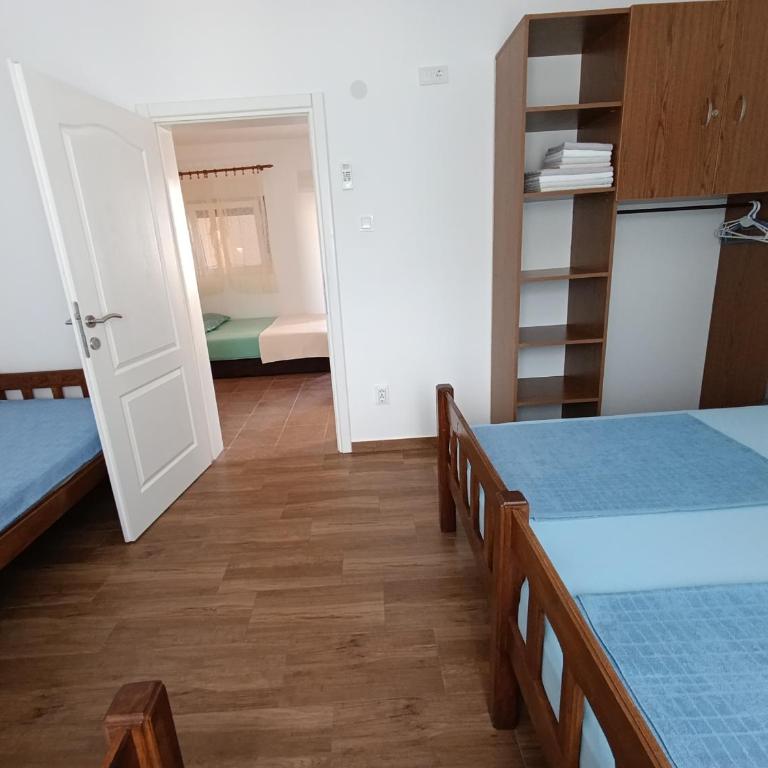 Sayohat Apartments - One-Bedroom Apartment - 4