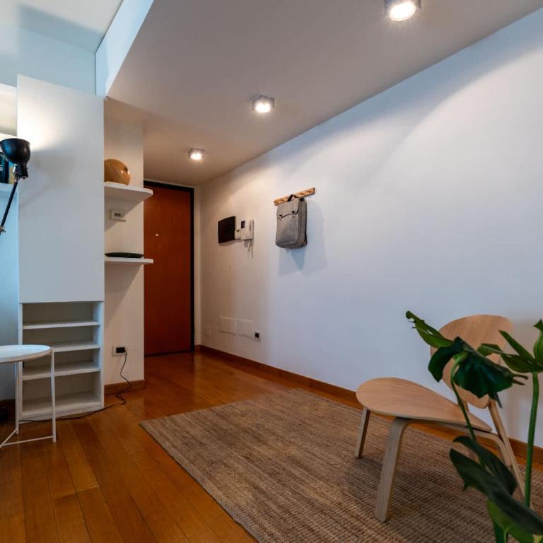 Bright Navigli Apartment with Canal view - Apartment - 10