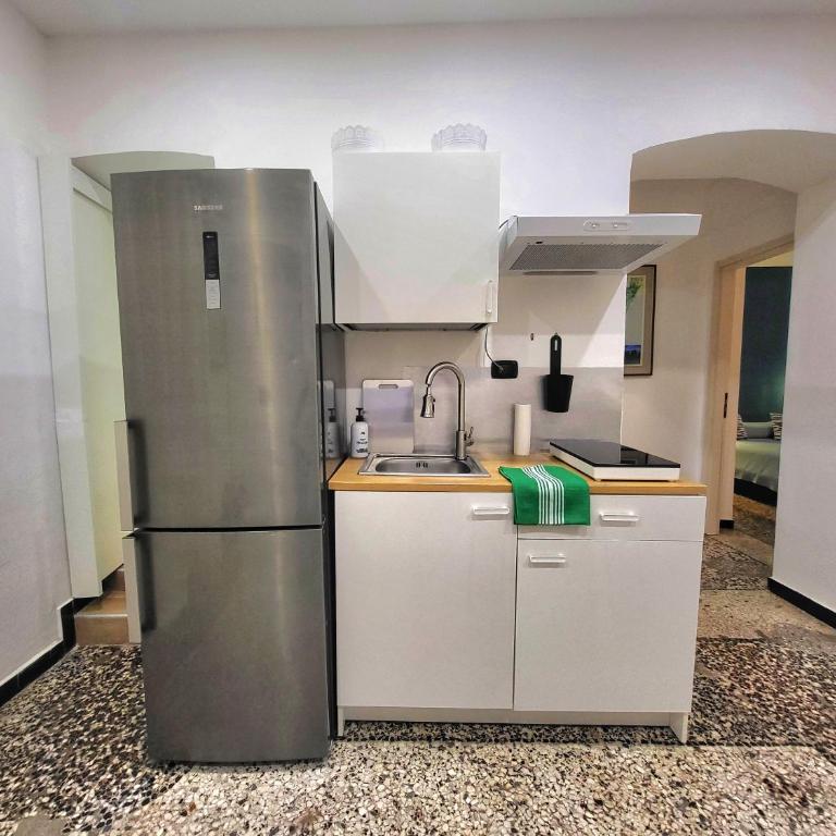 6 Ospiti, vicino alla Fiera di Genova e Stazione Brignole - Appartamento con 3 Camere da Letto - 8