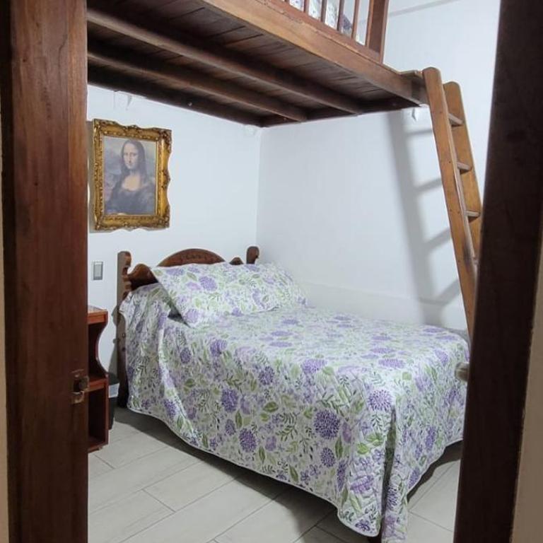 Hostal Famihotel Fundadores - Triple Room - 5