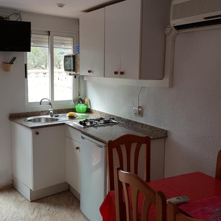 Camping Los Pinos - Bungalow - Admite animales - 14