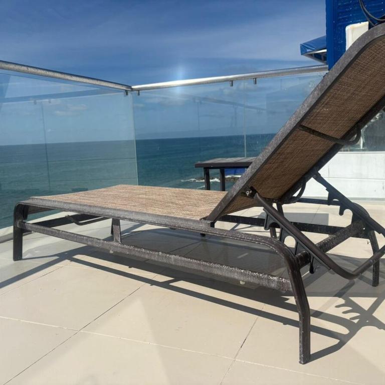 Oceanfront condo with private beach - Three-Bedroom Apartment - 8