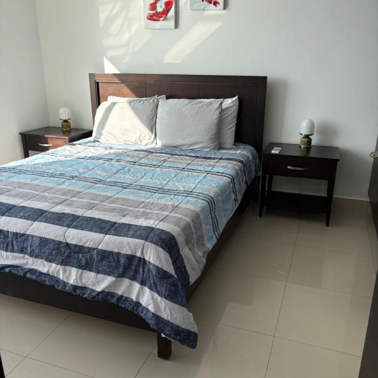 Oceanfront condo with private beach - Three-Bedroom Apartment - 19