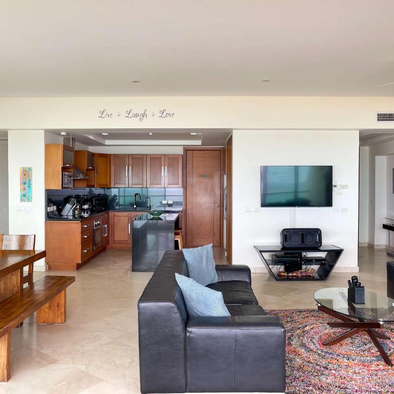 Quiet Beachfront Condo Pools & Beach Access #401 - Apartamento - 8