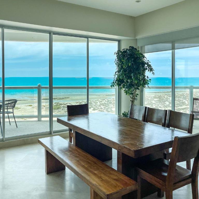 Quiet Beachfront Condo Pools & Beach Access #401 - Apartamento - 9