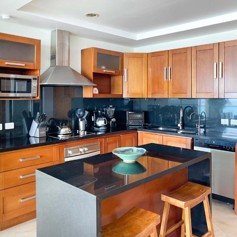 Quiet Beachfront Condo Pools & Beach Access #401 - Apartamento - 14