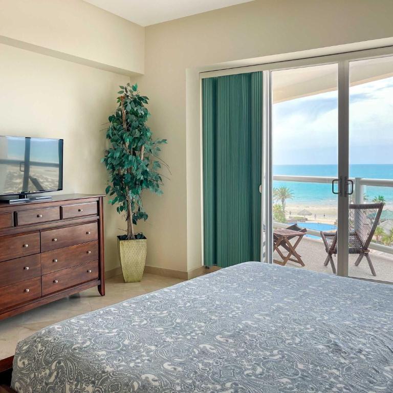 Quiet Beachfront Condo Pools & Beach Access #401 - Apartamento - 20