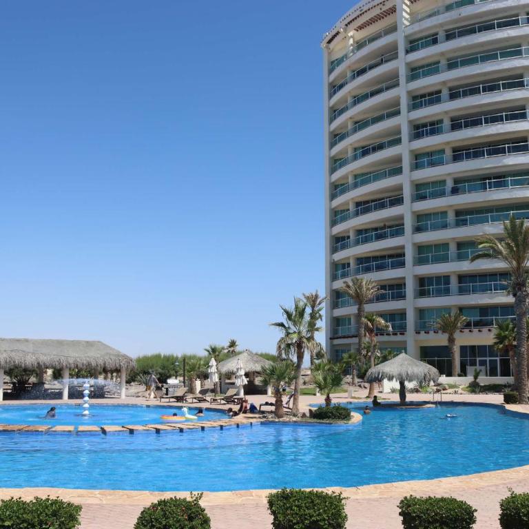 Quiet Beachfront Condo Pools & Beach Access #401 - Apartamento - 35