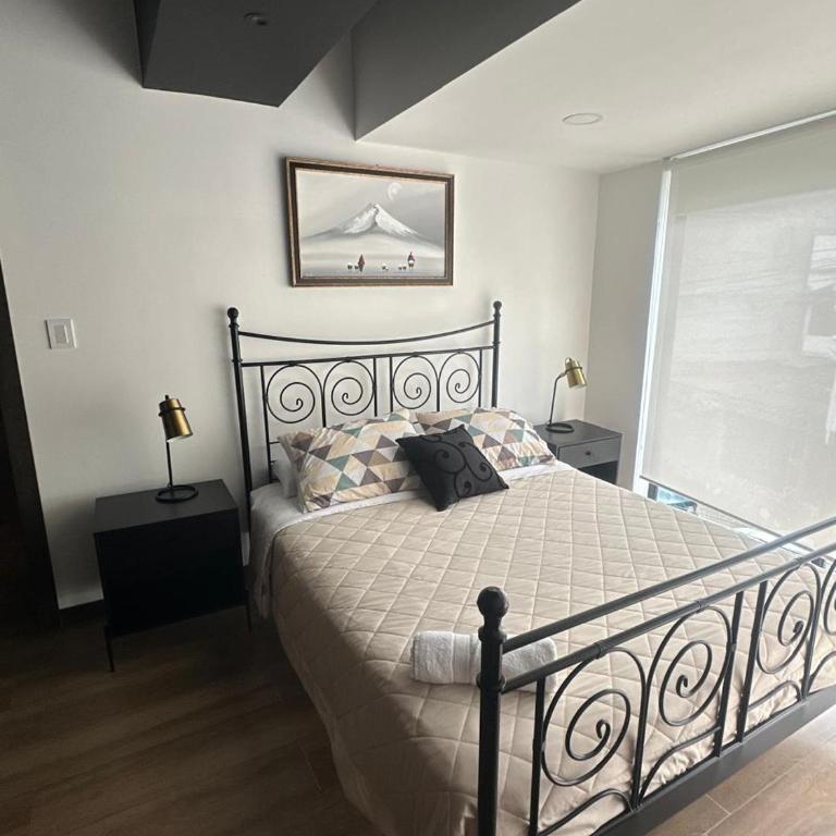 The Yanez Loft - One-Bedroom Apartment - 11