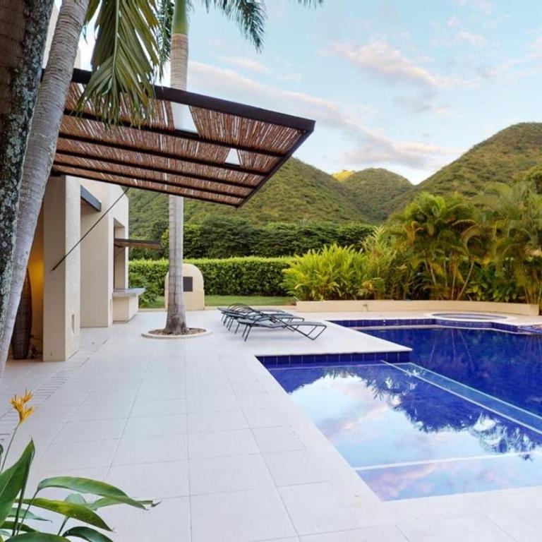 Pasagua - Five-Bedroom House - 13
