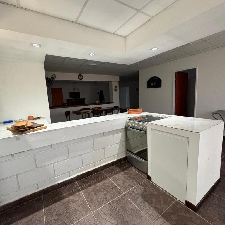La casa de Patricia - Three-Bedroom House - 11