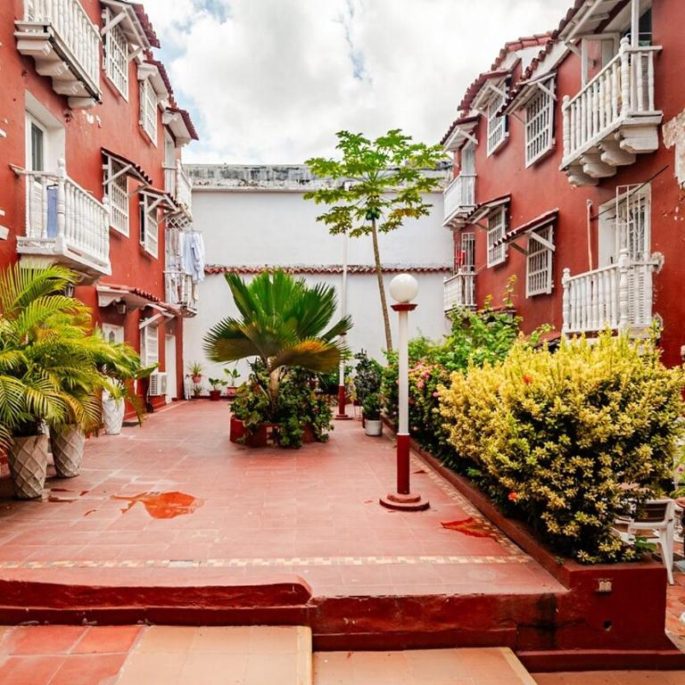 Apartamento colonial balcón A 1 1 - Two-Bedroom Apartment - 35
