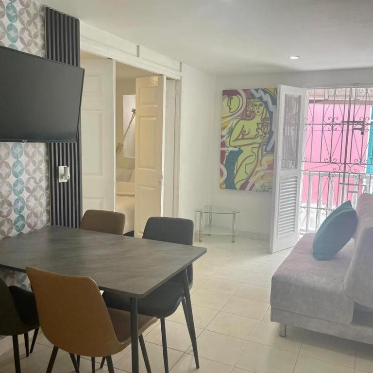Apartamento colonial balcón A 1 1 - Two-Bedroom Apartment - 2