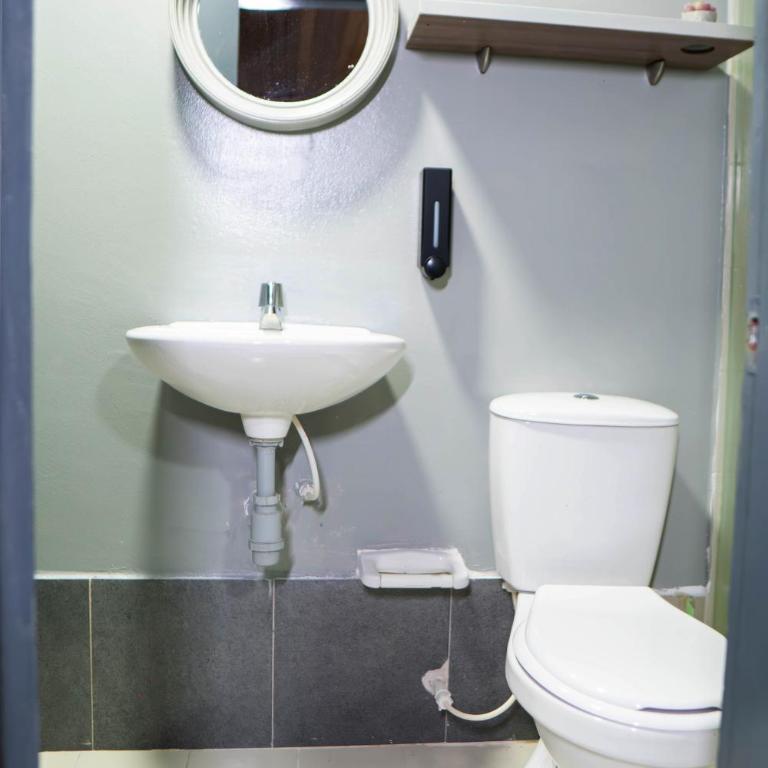Hostal Nogal Inn - Habitación Doble con baño privado - 5