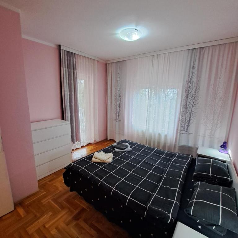 Apartment Gajic - Apartment with Balcony - 6