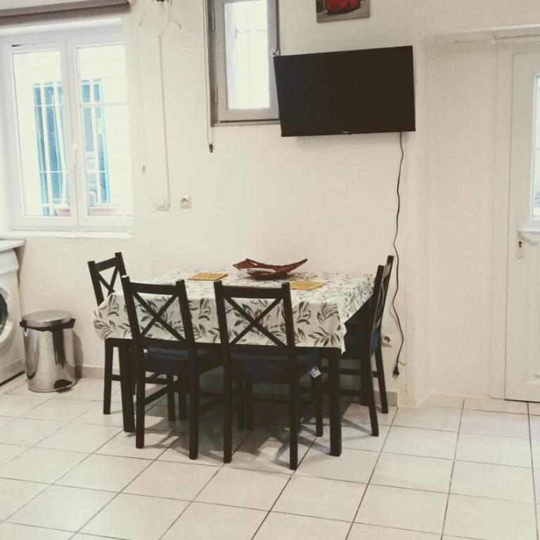 Charme Historique ville D AGDE - Appartement 1 Chambre - 2