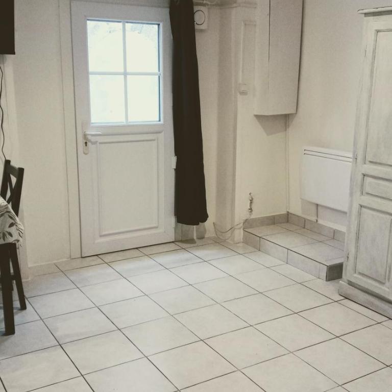 Charme Historique ville D AGDE - Appartement 1 Chambre - 4
